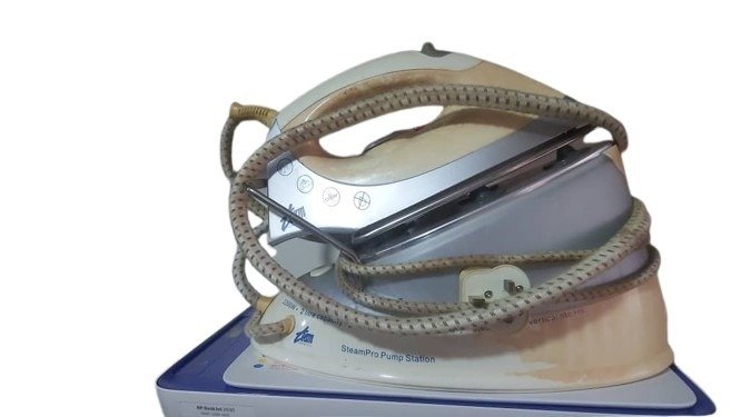 Steam Iron