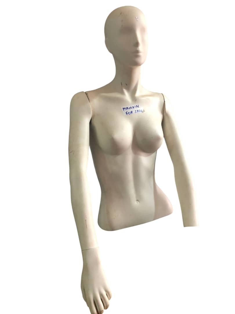 Full Female Manequin