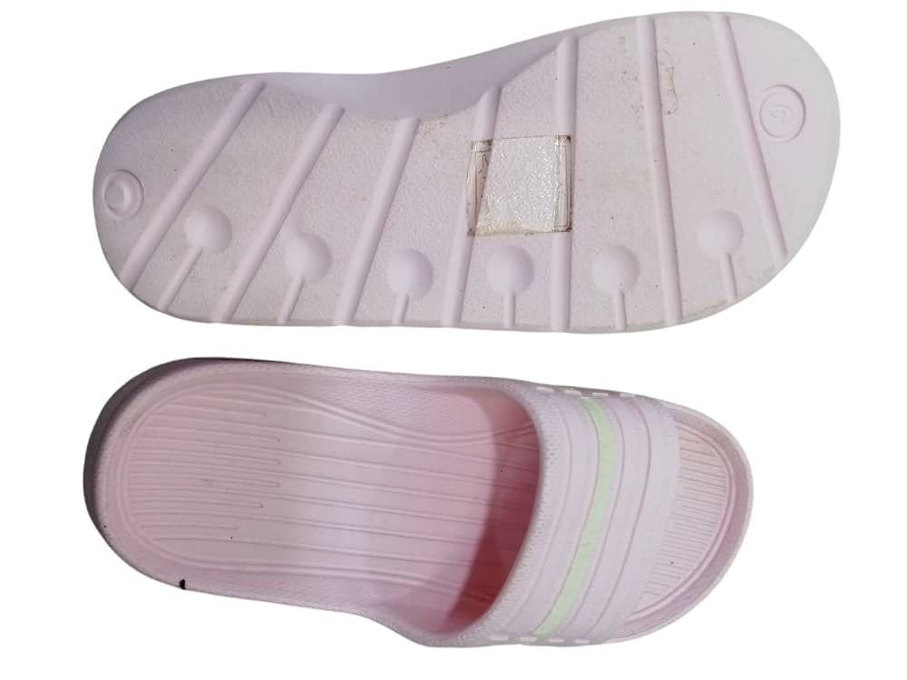 X 2 Pairs of Pink Slippers